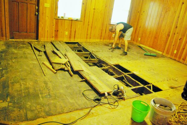 Subfloor Demolition in Hickory